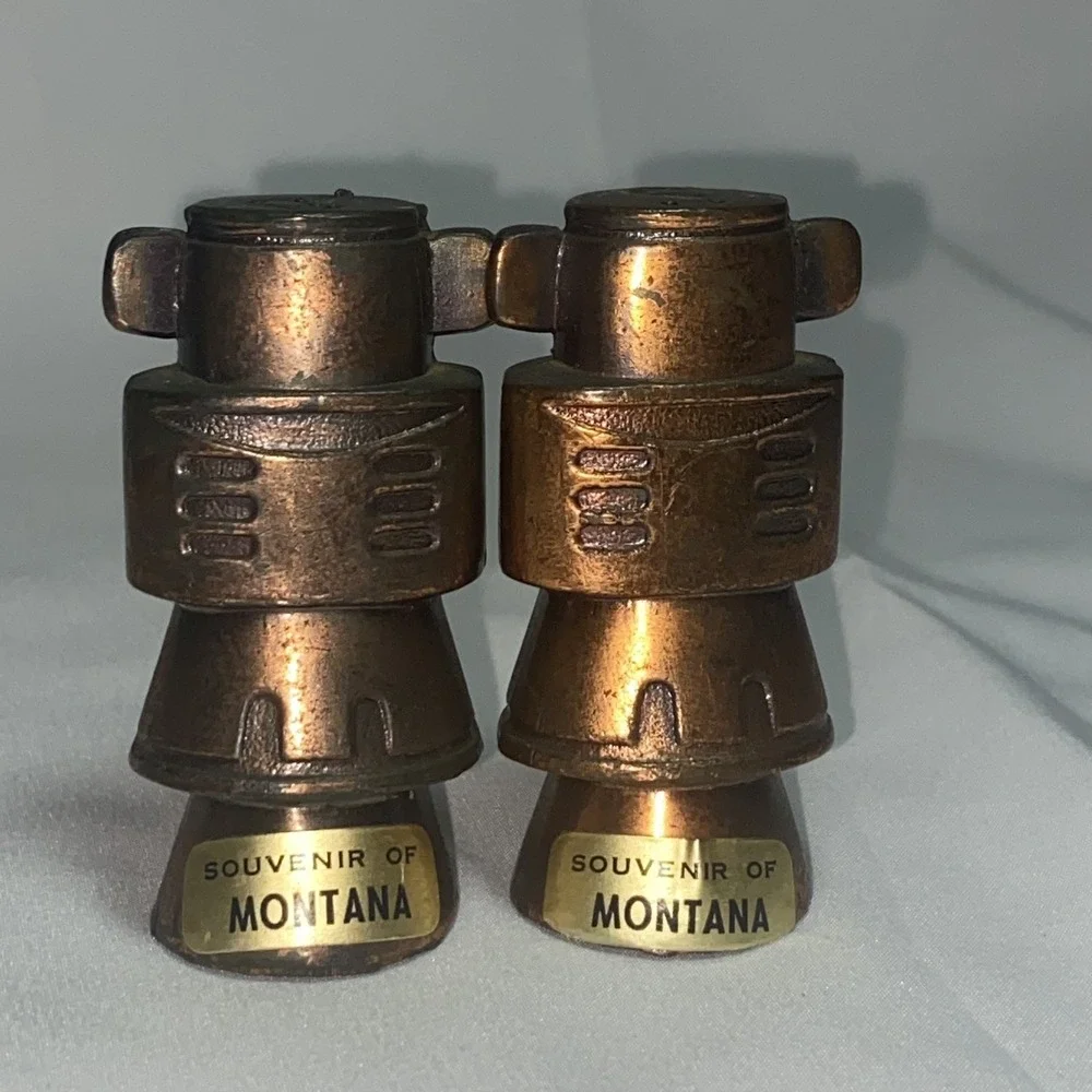 Vintage Bell Trading Post solid copper Kachina doll salt and pepper‎ shakers